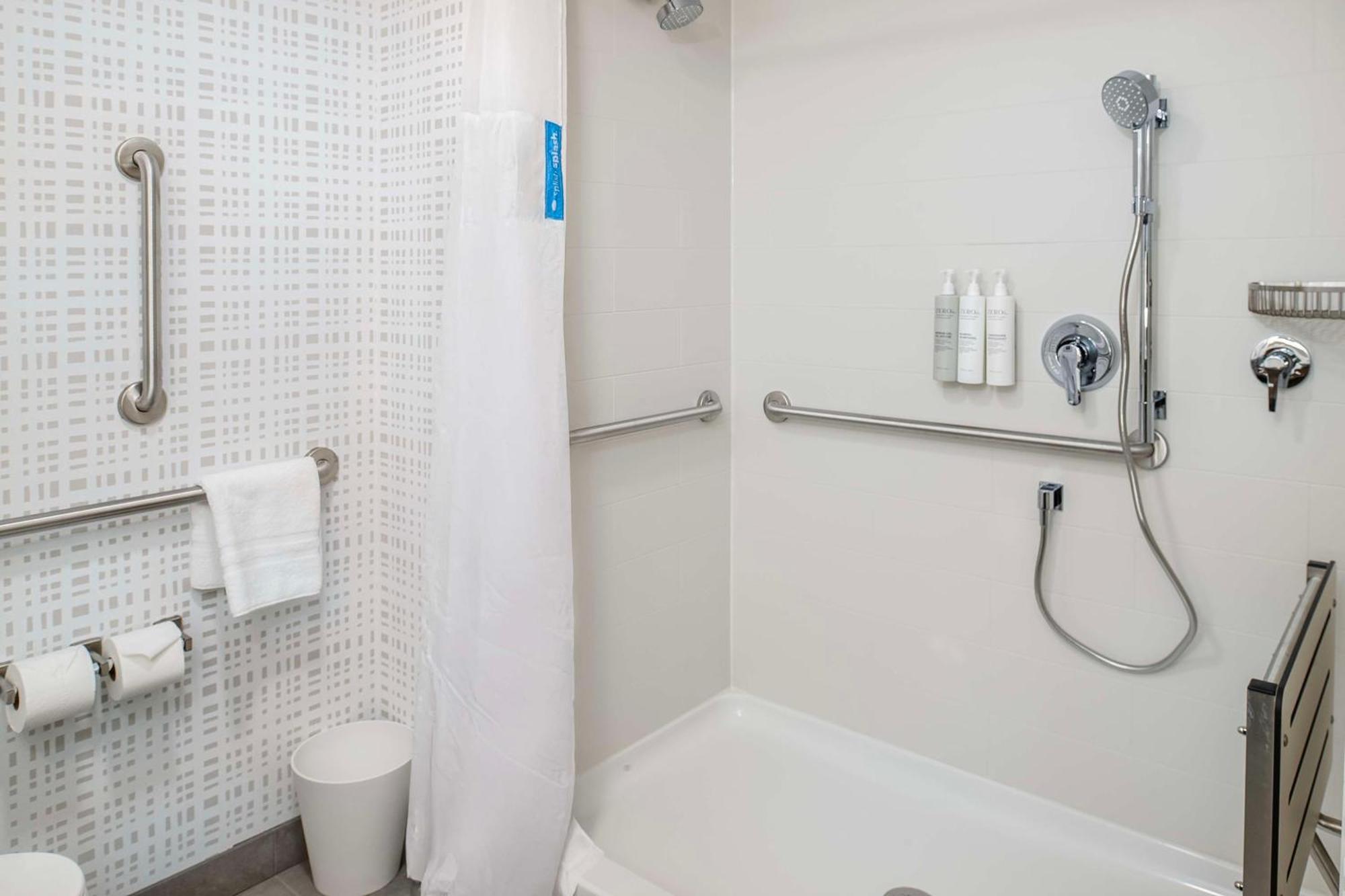 Hampton Inn By Hilton St Louis Airport Woodson Terrace المظهر الخارجي الصورة