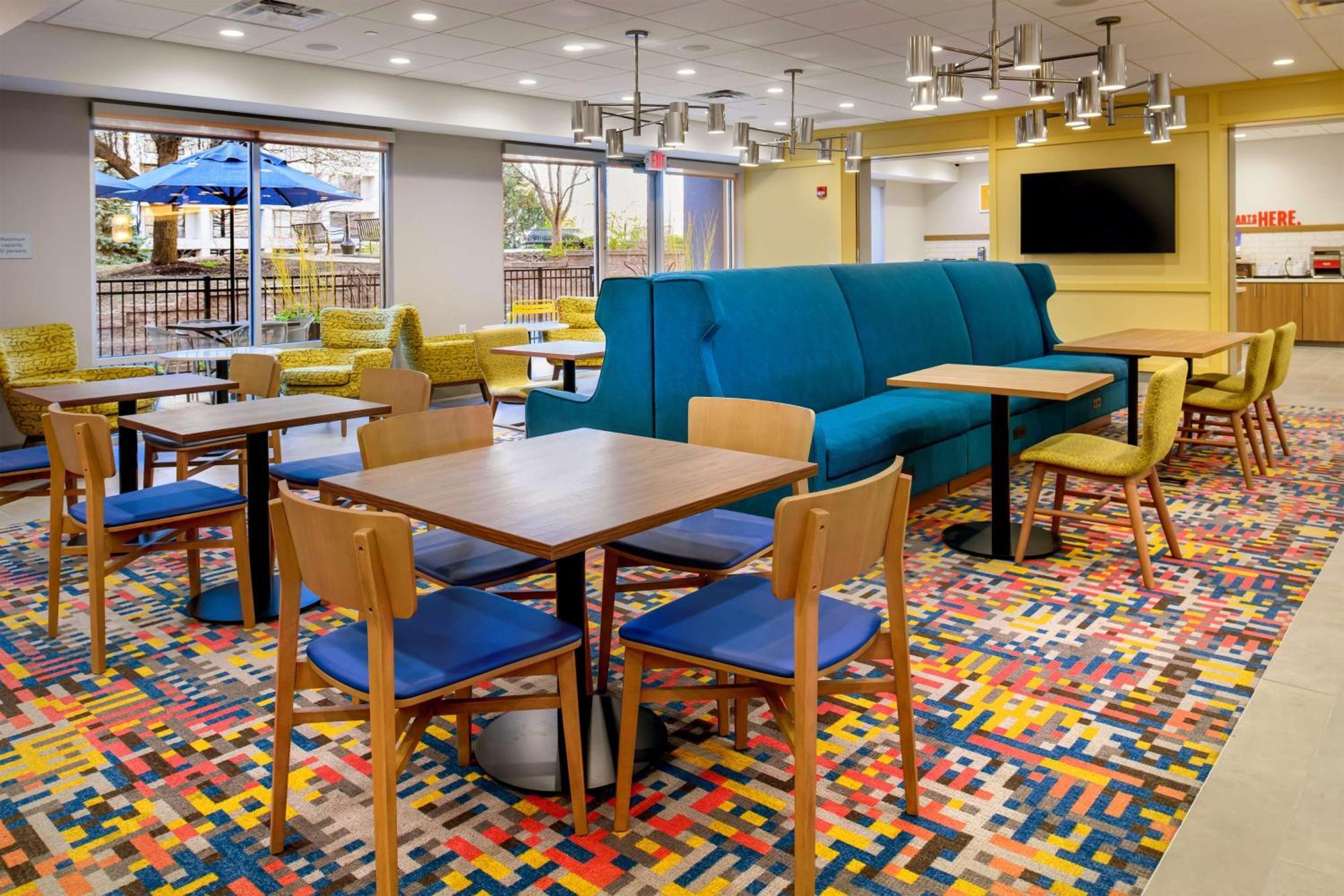 Hampton Inn By Hilton St Louis Airport Woodson Terrace المظهر الخارجي الصورة